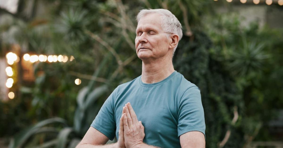 French Medium Analyzes Clear Apparition Photograph in Historic Montauban