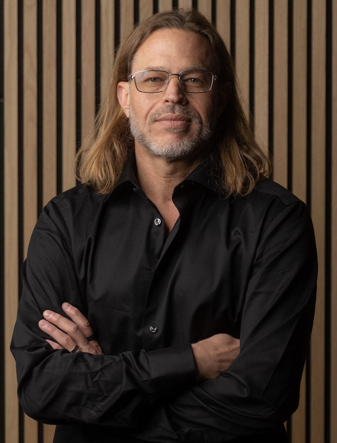 Dr. Robert Whitfield Publishes Safety Research on Fat Transfer Breast Augmentation, Expands BII Program
